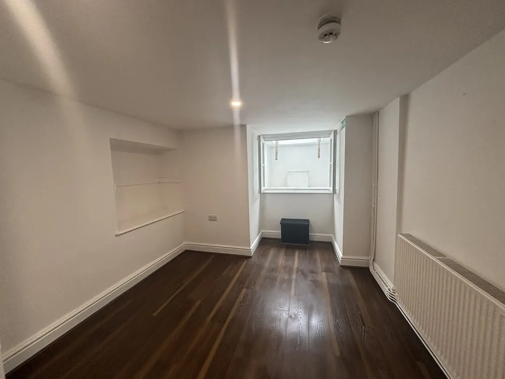 Flat New Road in Llandeilo