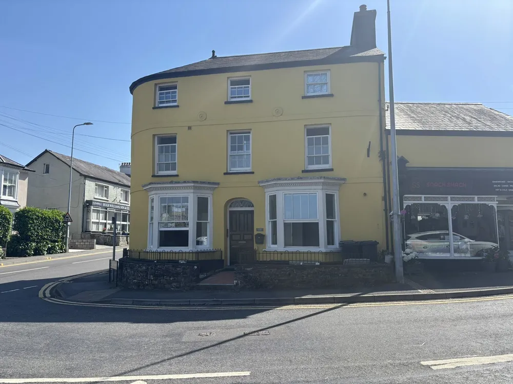 Flat New Road in Llandeilo