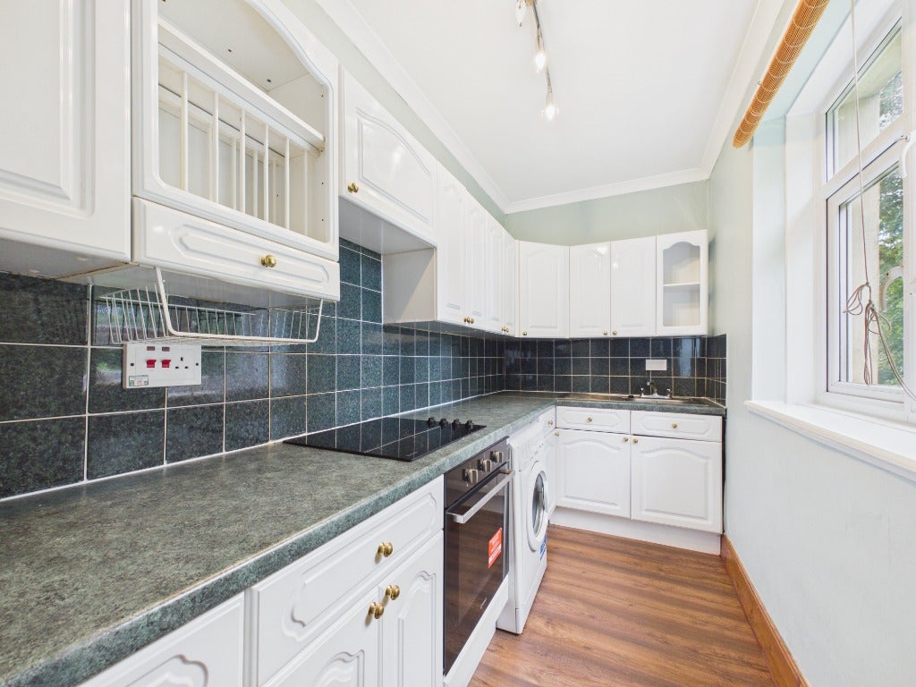 Flat Woodhall Road in City of Edinburgh