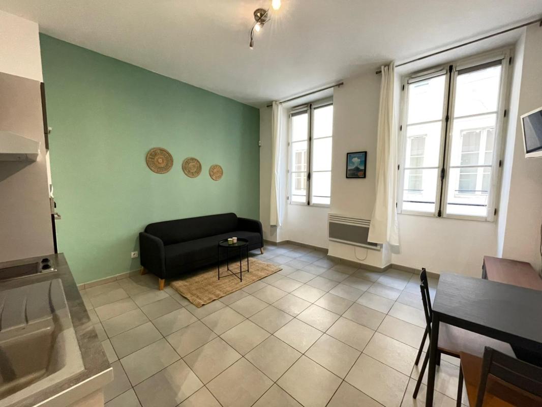 Flat Rue de la République in Marseille