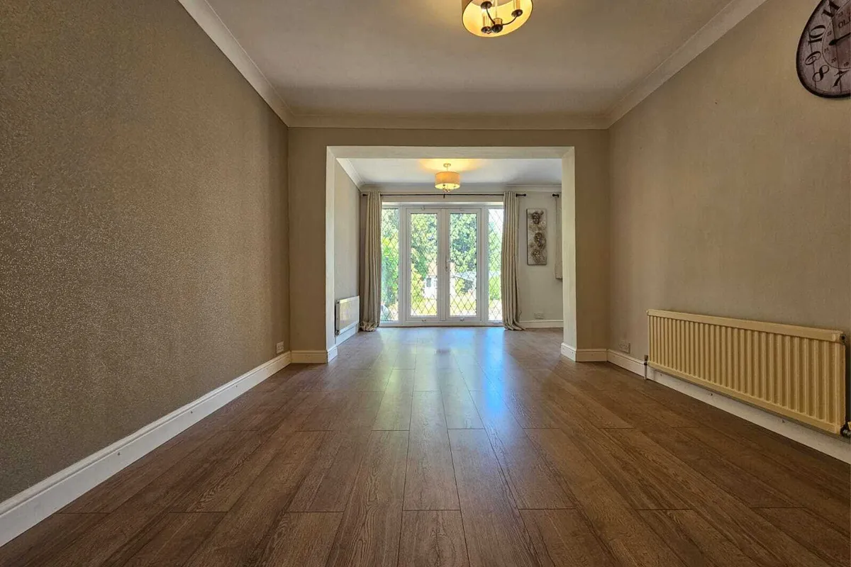 House Pear Tree Road in Sandwell