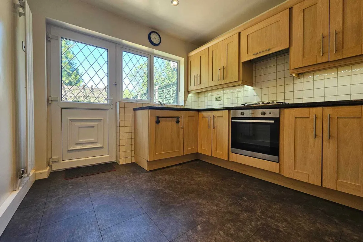 House Pear Tree Road in Sandwell