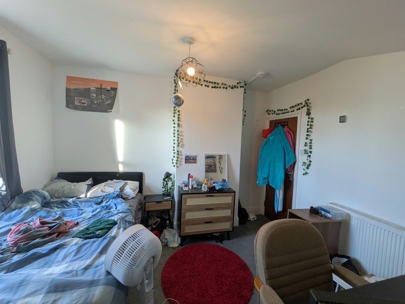 Room Marston Road in Bristol