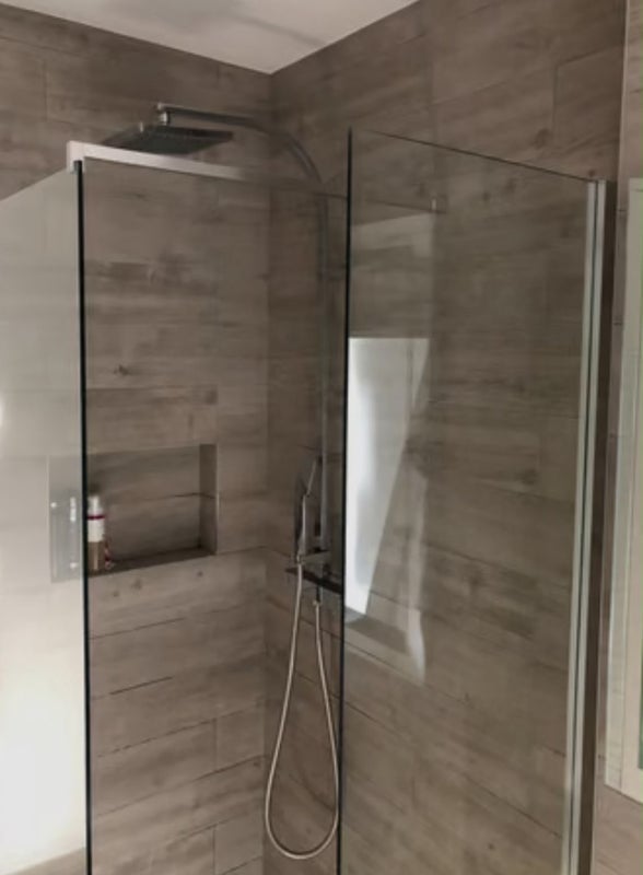 Room Winchcomb Gardens in Greater London