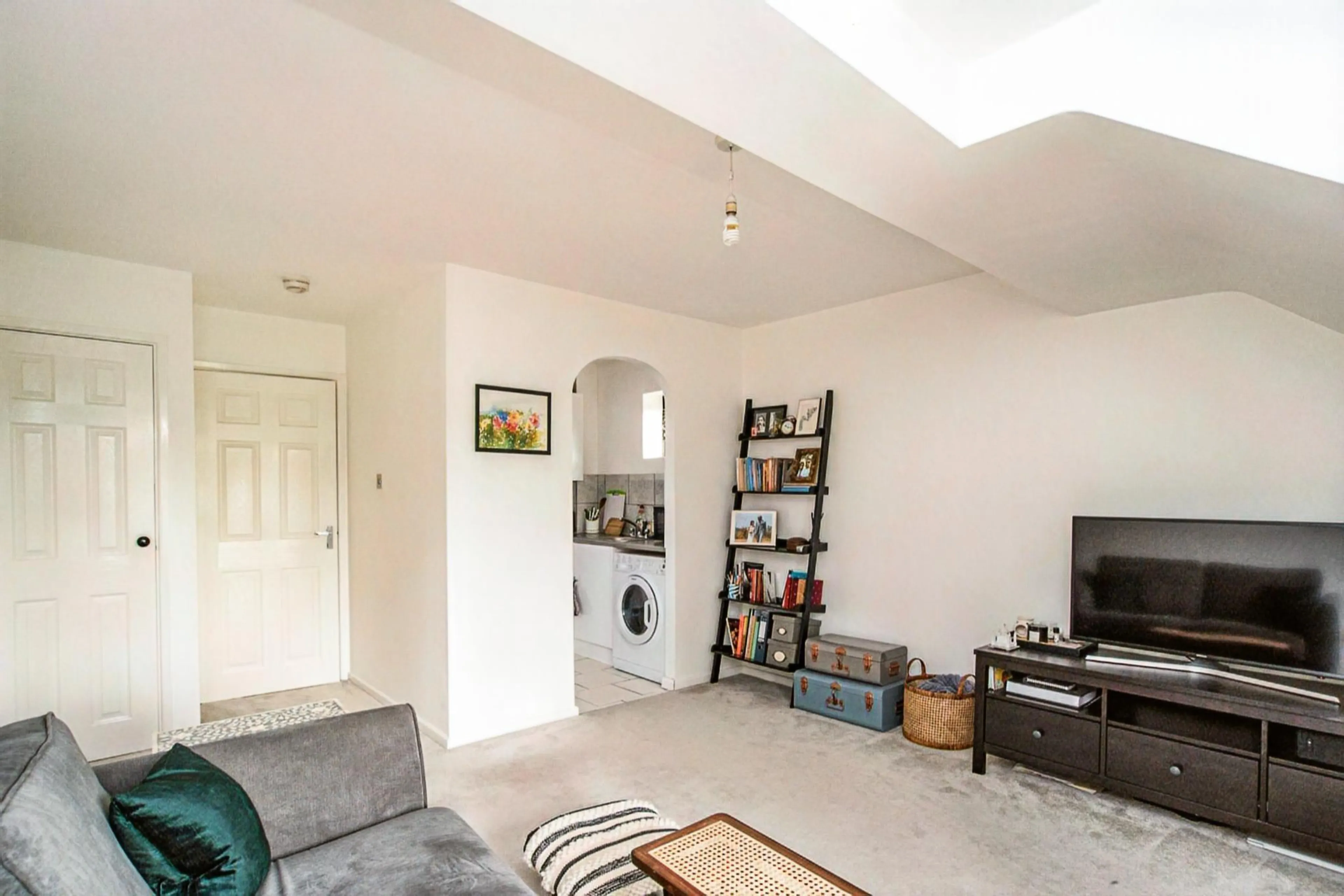 Flat Rickmansworth Road in Watford