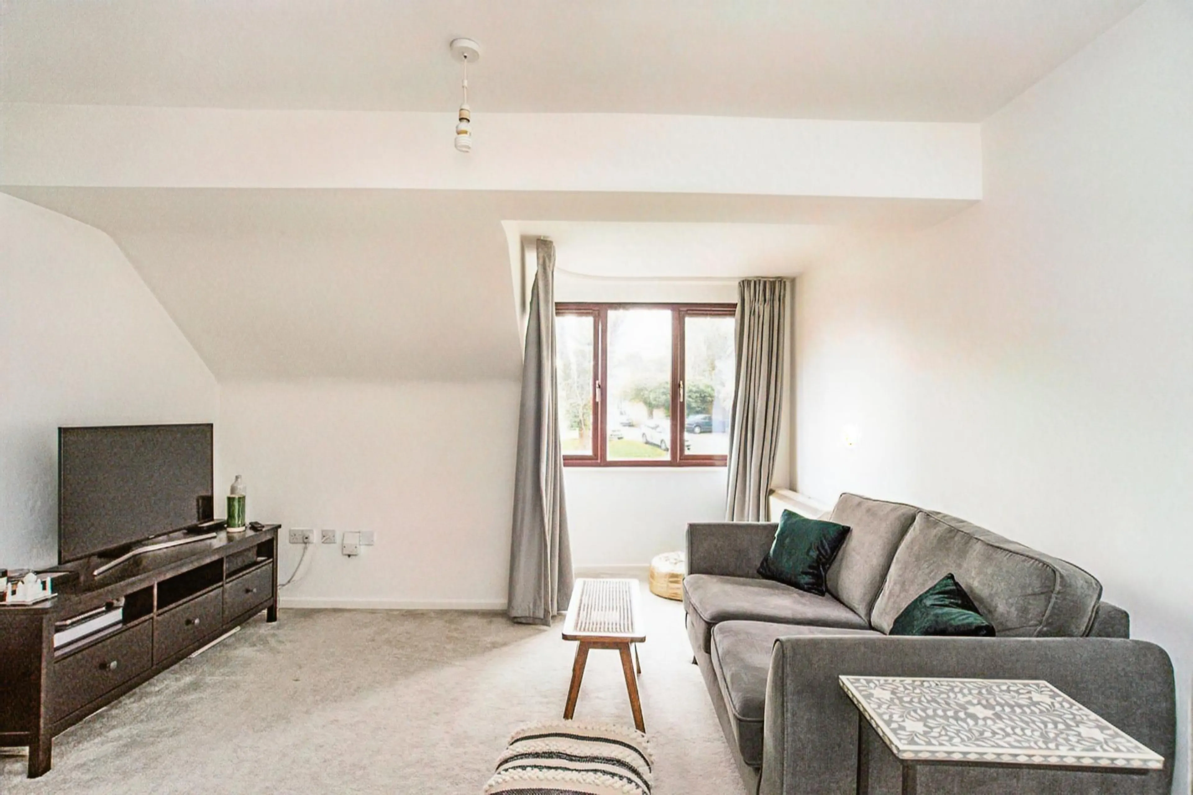 Flat Rickmansworth Road in Watford