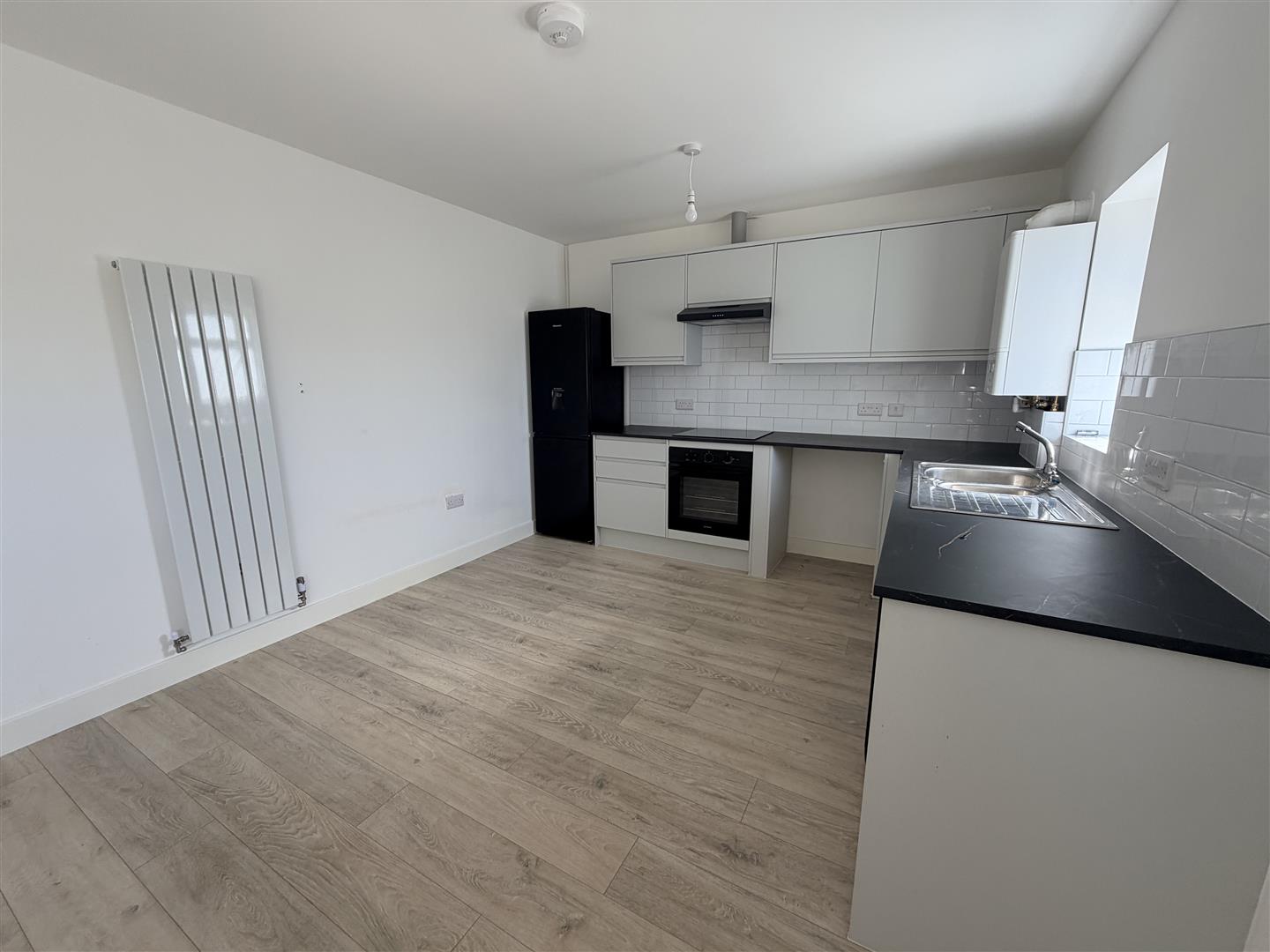 Flat Cotswold Road in Cheltenham