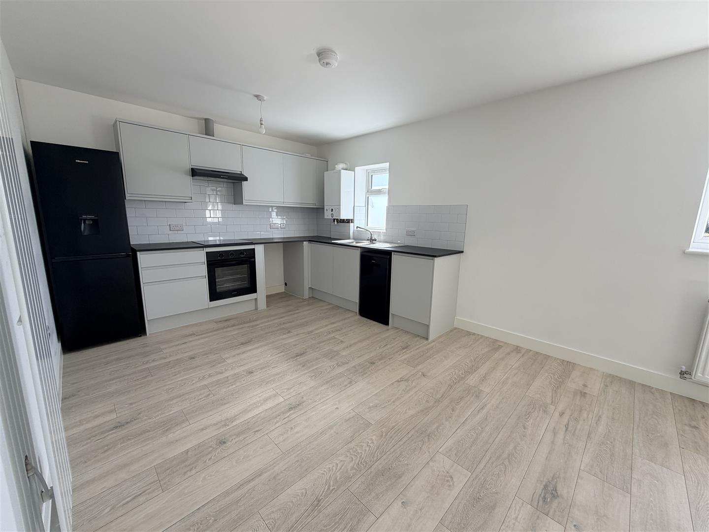 Flat Cotswold Road in Cheltenham