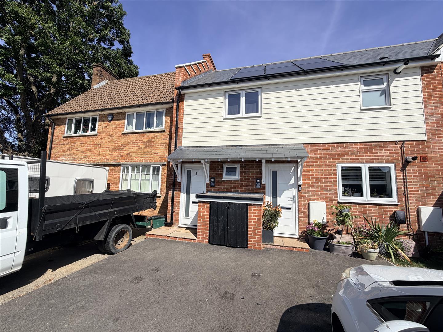 Flat Cotswold Road in Cheltenham