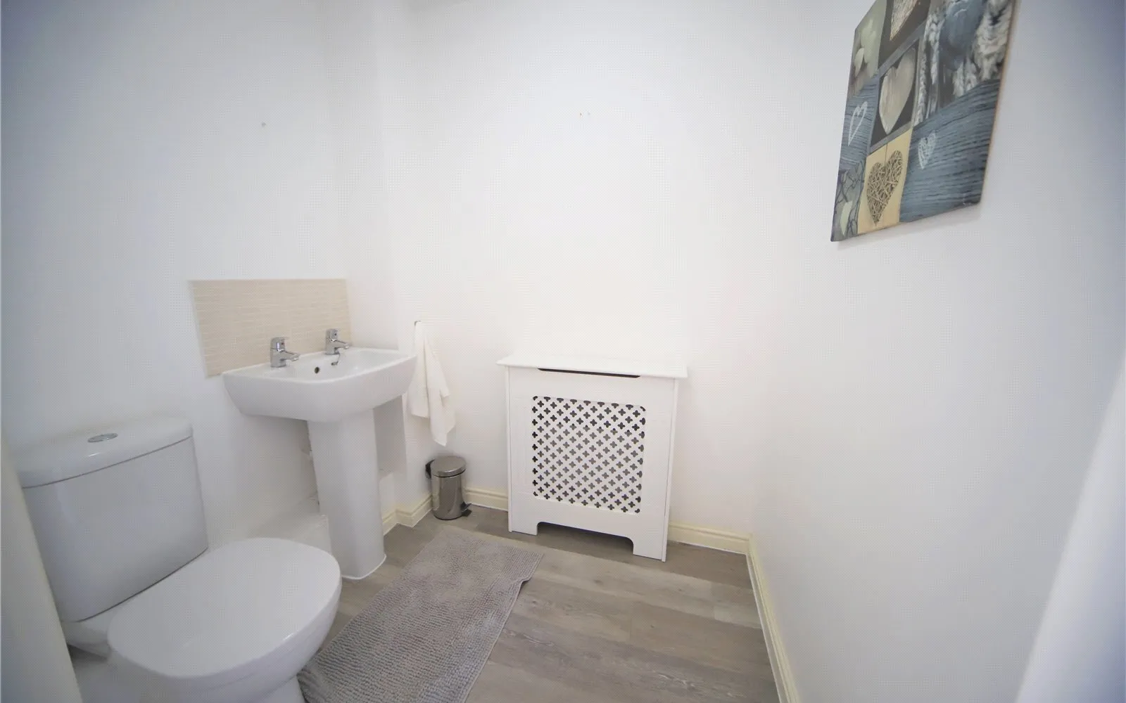 House Sandpiper Close in East Tilbury