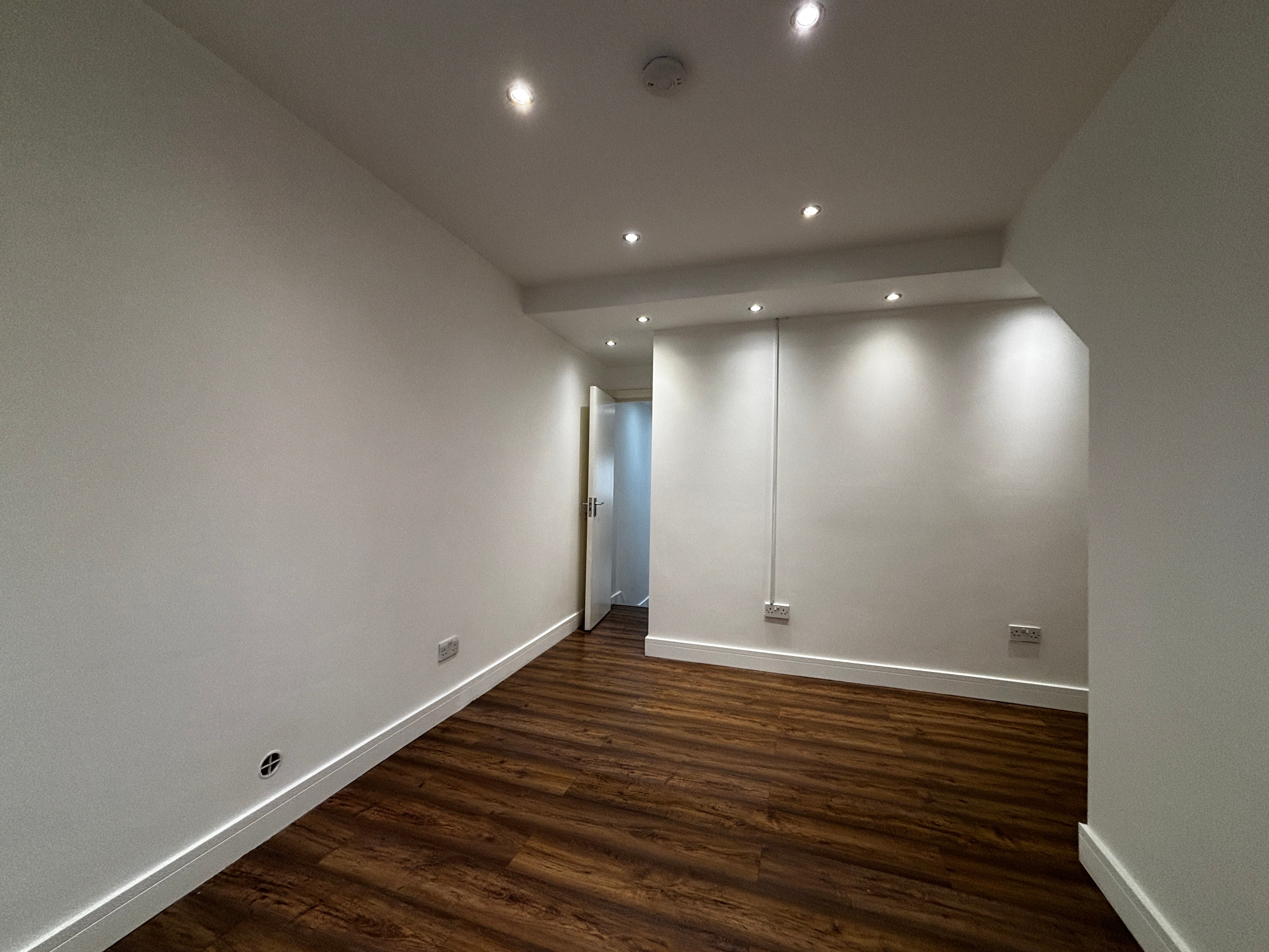 Flat Gloucester Road North in Bristol