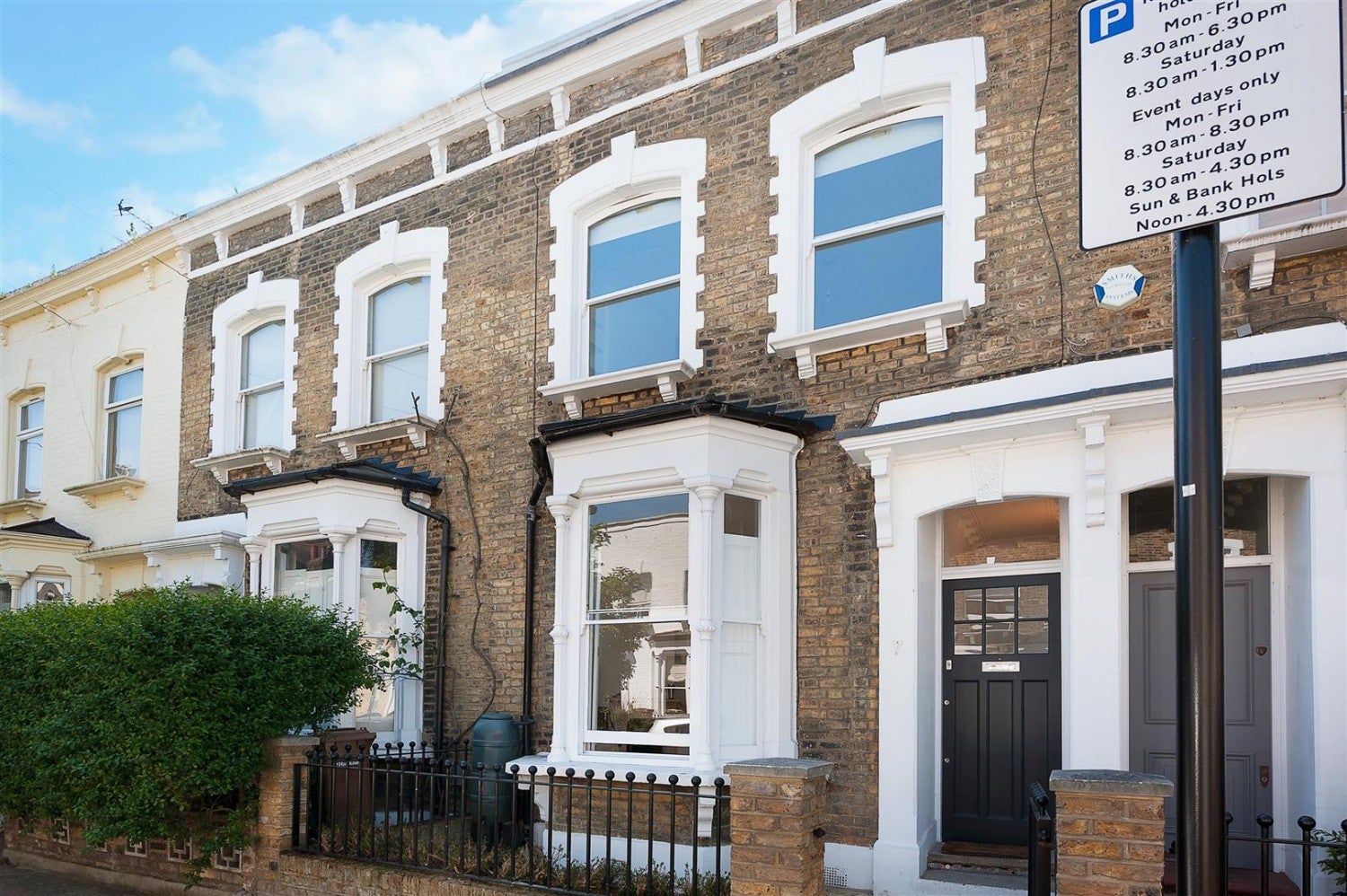 House Reedholm Villas in Greater London