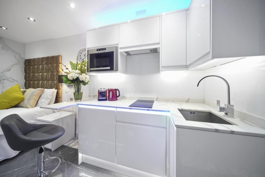 Flat Gloucester Place in City of Westminster