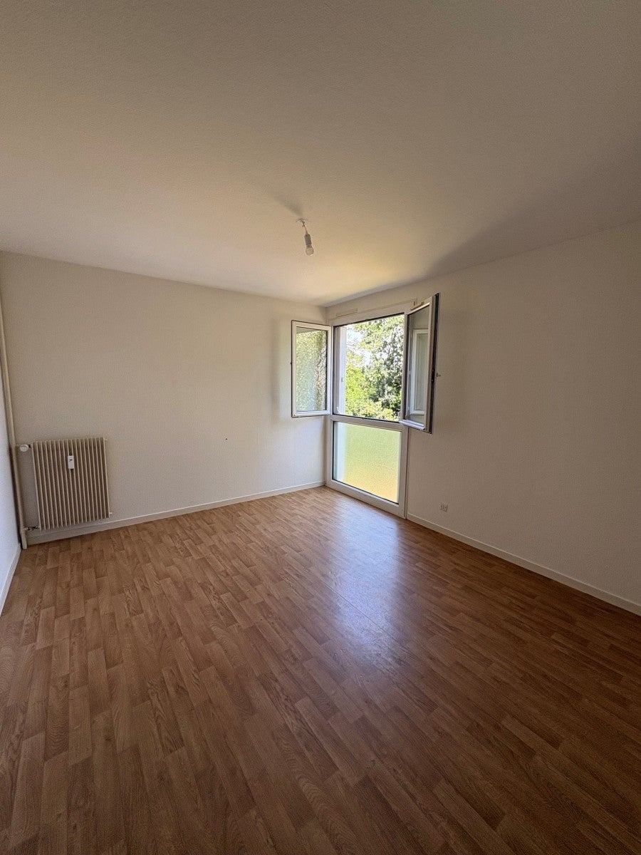 Appartement Rue des Murots à Fontaine-Française