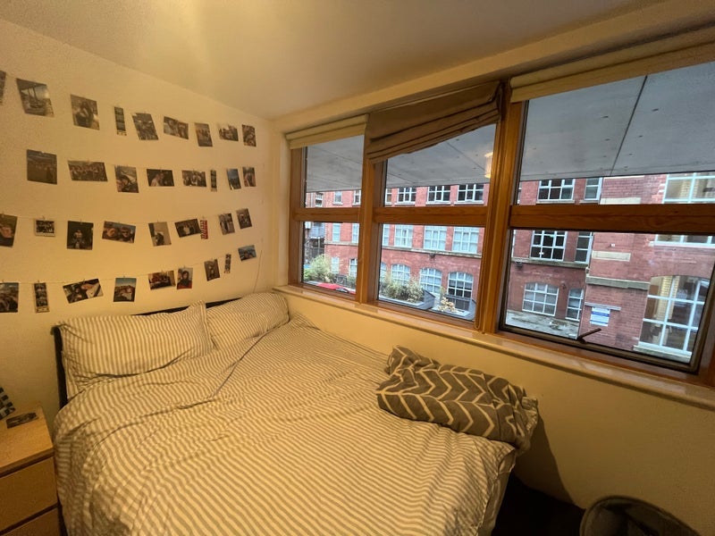Room Jersey Street in Manchester