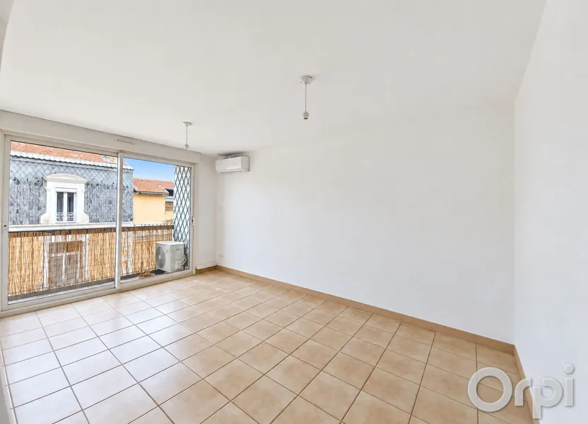 Appartement Rue Louis Pasteur à Béziers