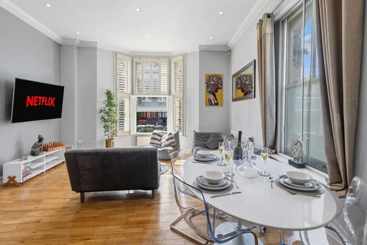 Flat Bedford Road in Greater London