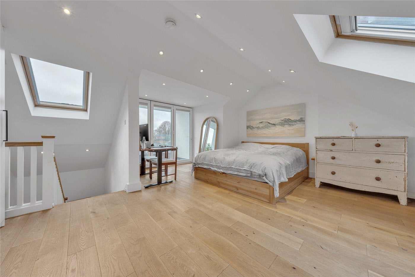 Flat Maygrove Road in Greater London