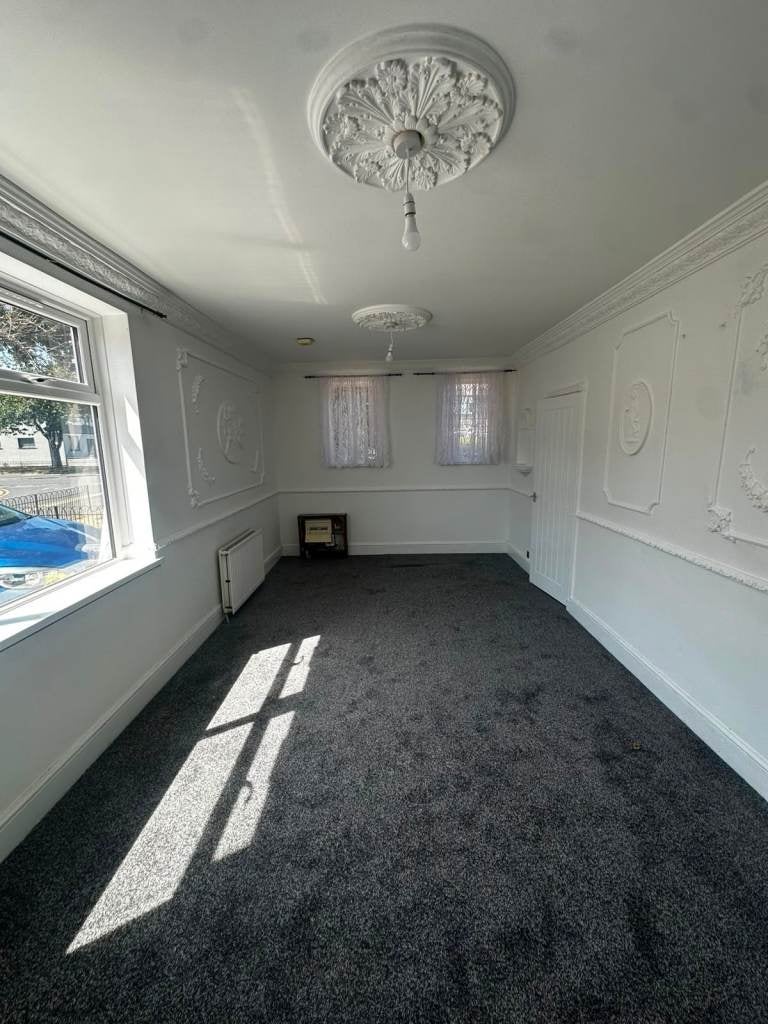 House Fieldway in Greater London