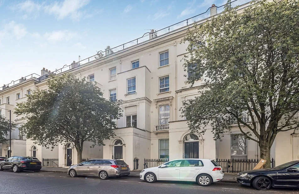 House Porchester Square in City of Westminster