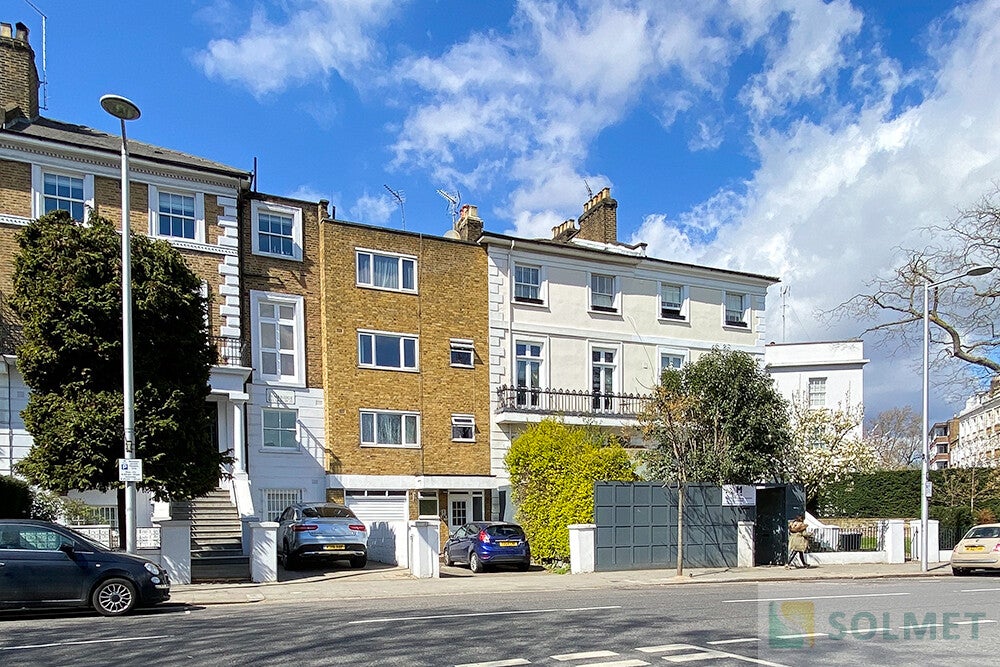 Flat Pembridge Villas in Greater London