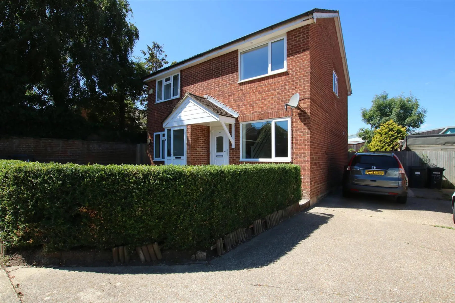 House Howlett Drive in Wealden