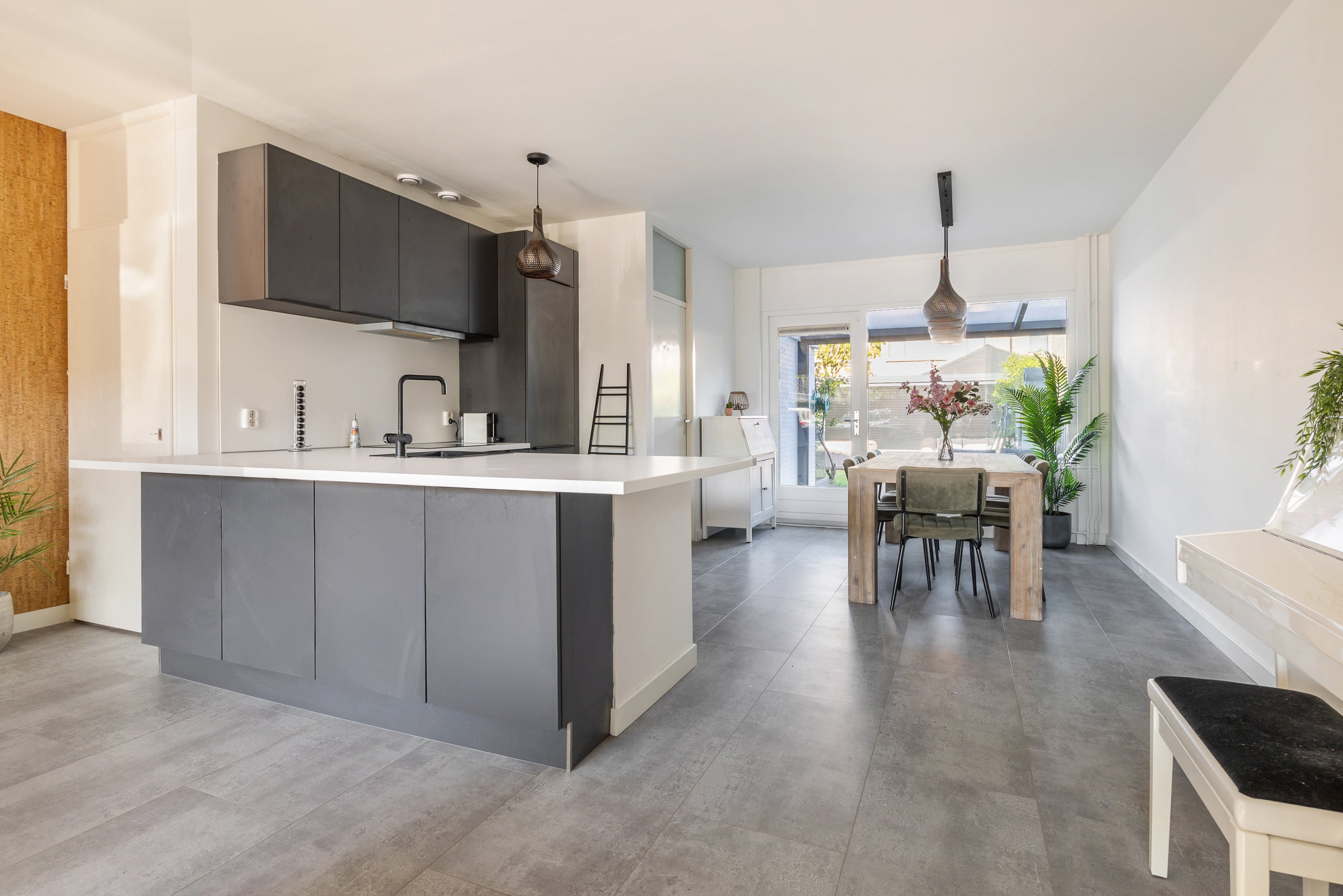 Hoekwoning te koop: Heienlangdonk 63, Breda
