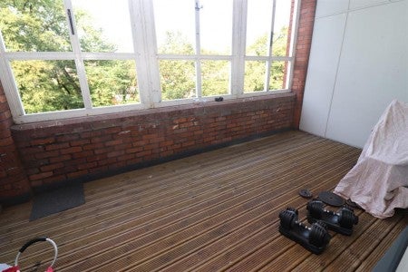 Flat Crumpsall Street in Bolton