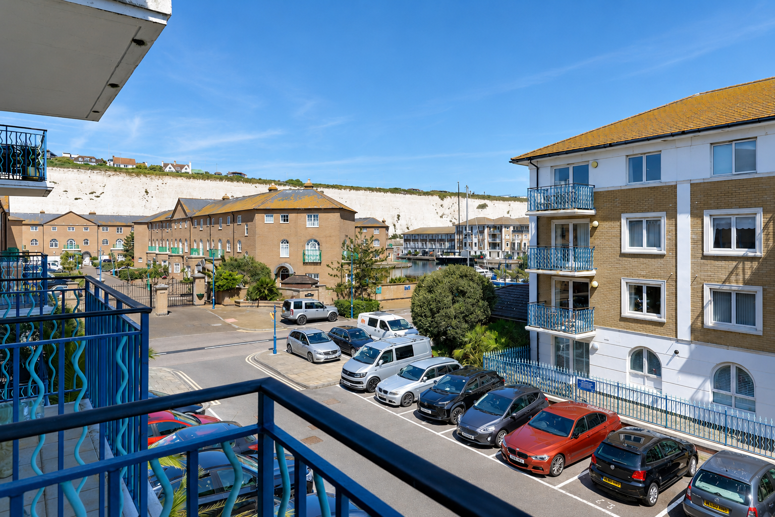 Flat The Strand in Roedean