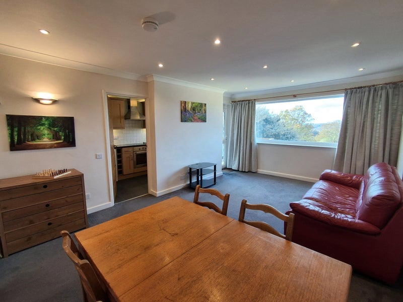 Flat Hazelwood Road in Bristol