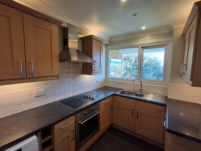 Flat Hazelwood Road in Bristol