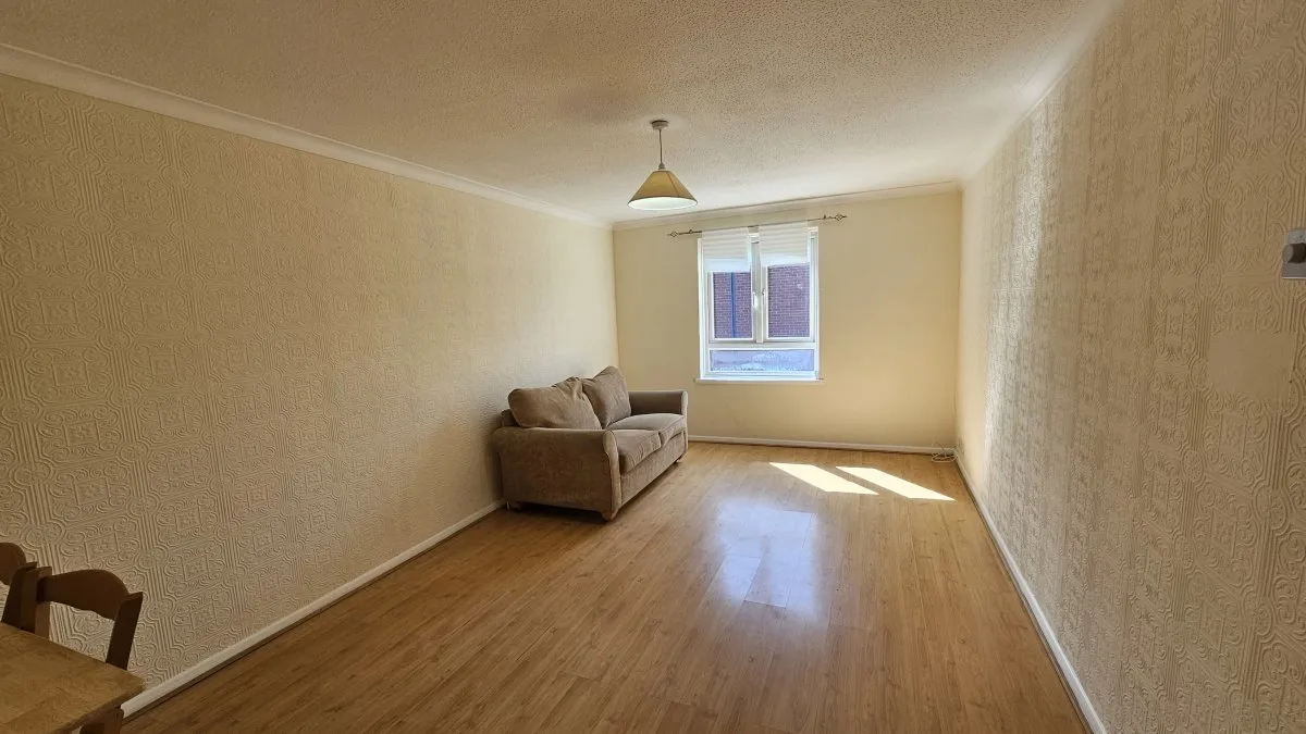 Flat St Pauls Close in Greater London