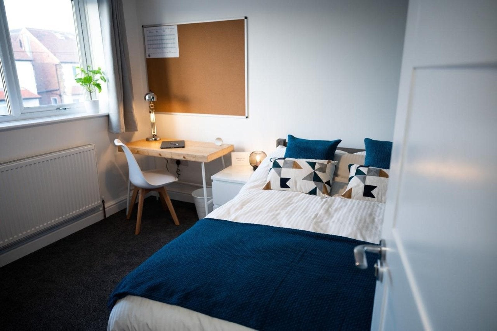 Room Salisbury Street in Nottingham