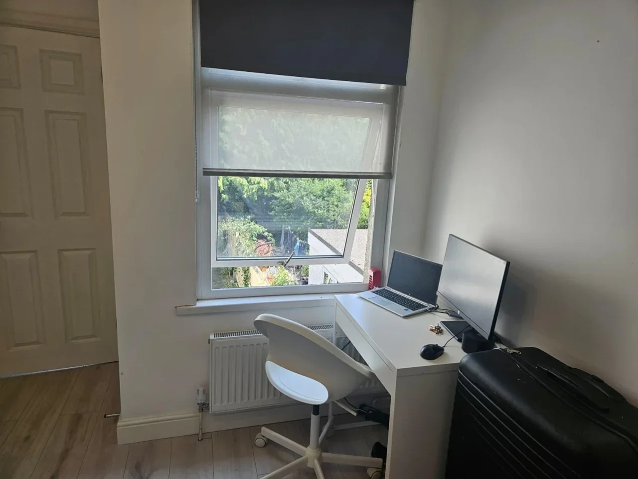 Room Cardiff Road in Watford