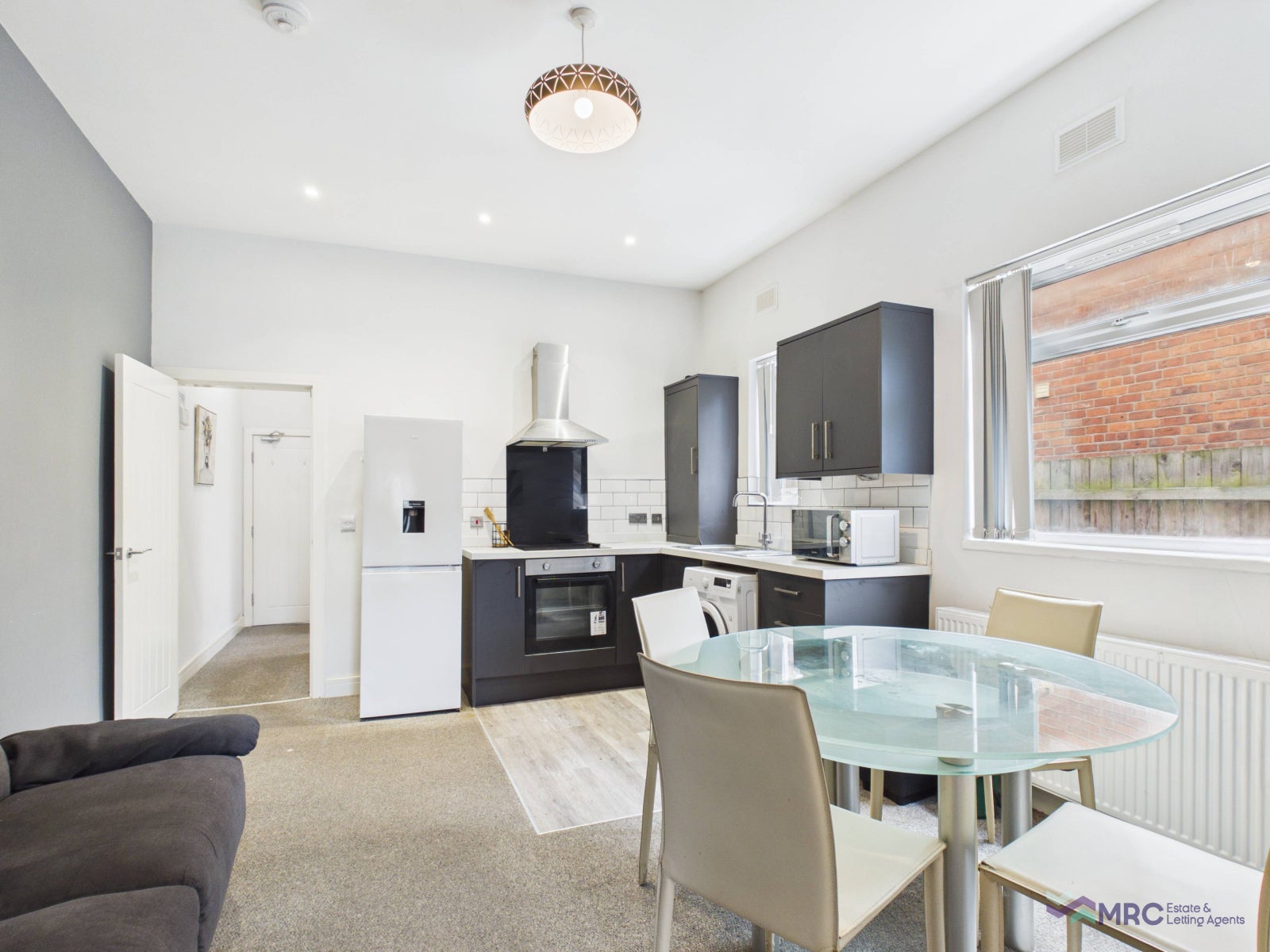 Flat Albert Avenue in Hull