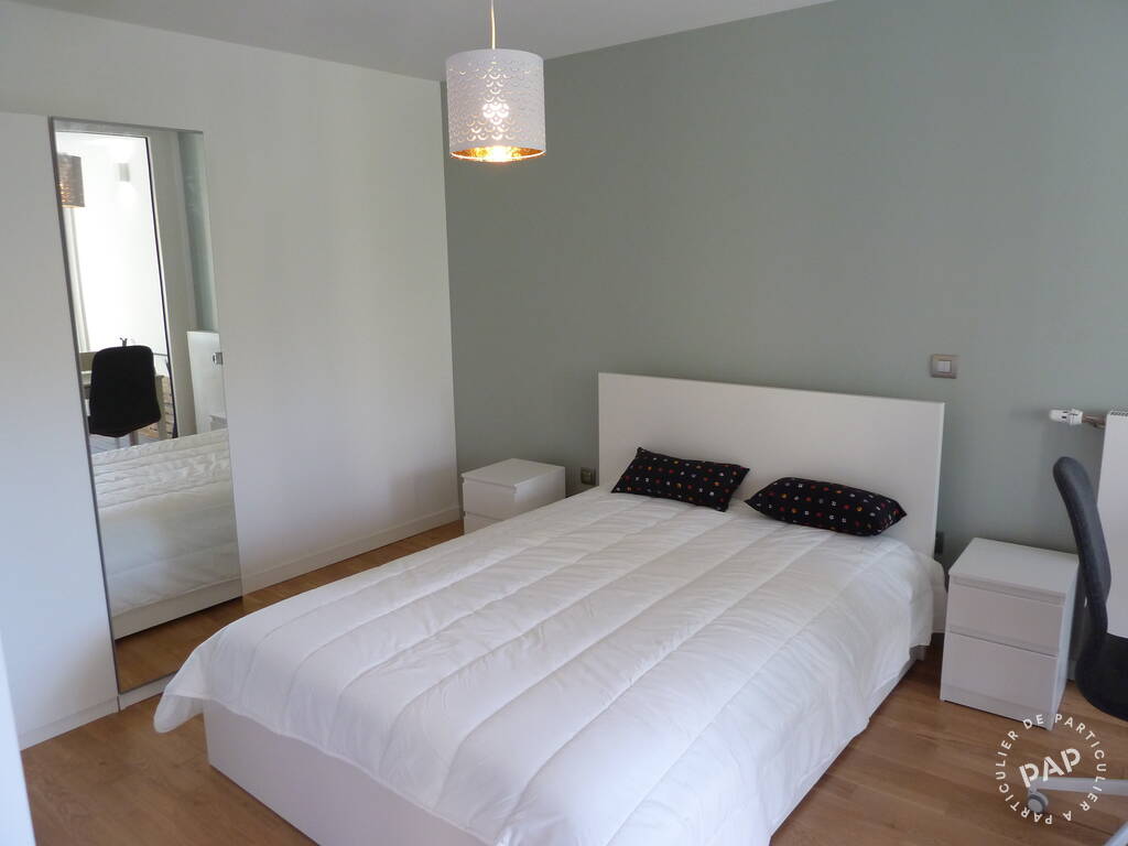 Flat Place Félix Éboué in Paris