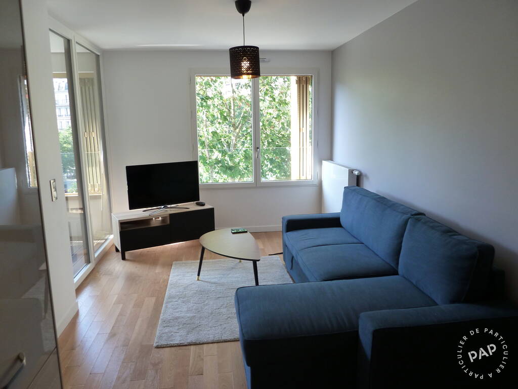 Flat Place Félix Éboué in Paris