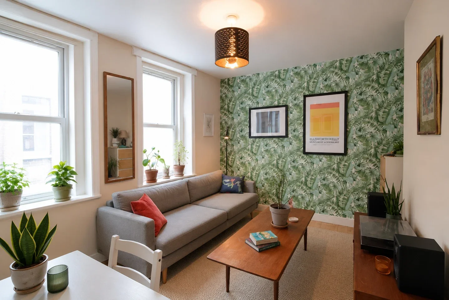 Flat Brighton Terrace in Greater London