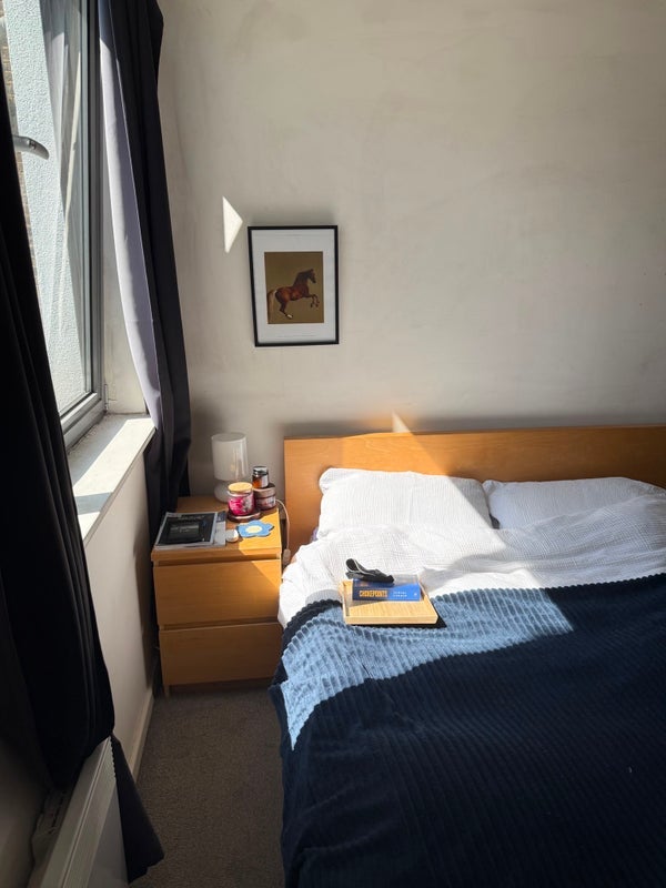 Room Gifford Street in Greater London