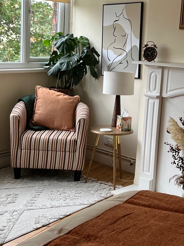Room Bath Road in Taplow