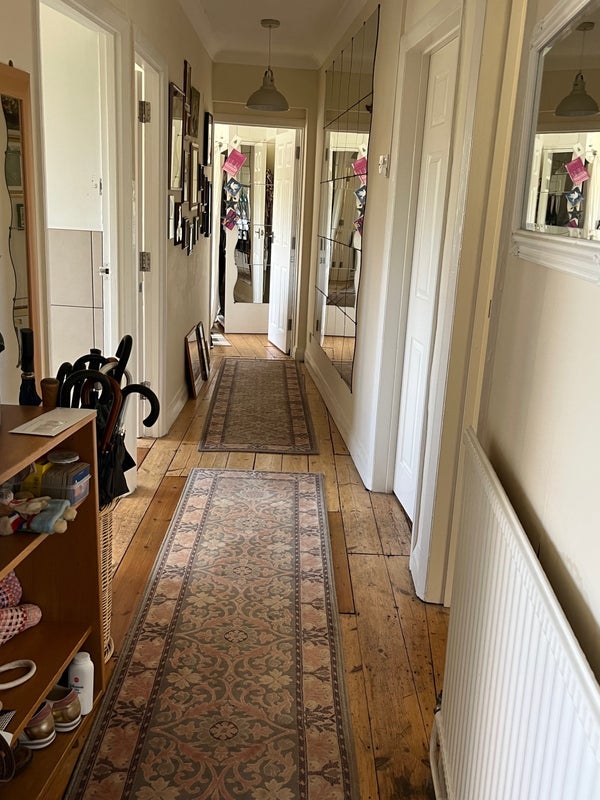 Room Bath Road in Taplow