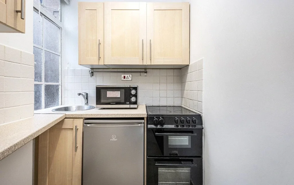 Flat Upper Woburn Place in Greater London