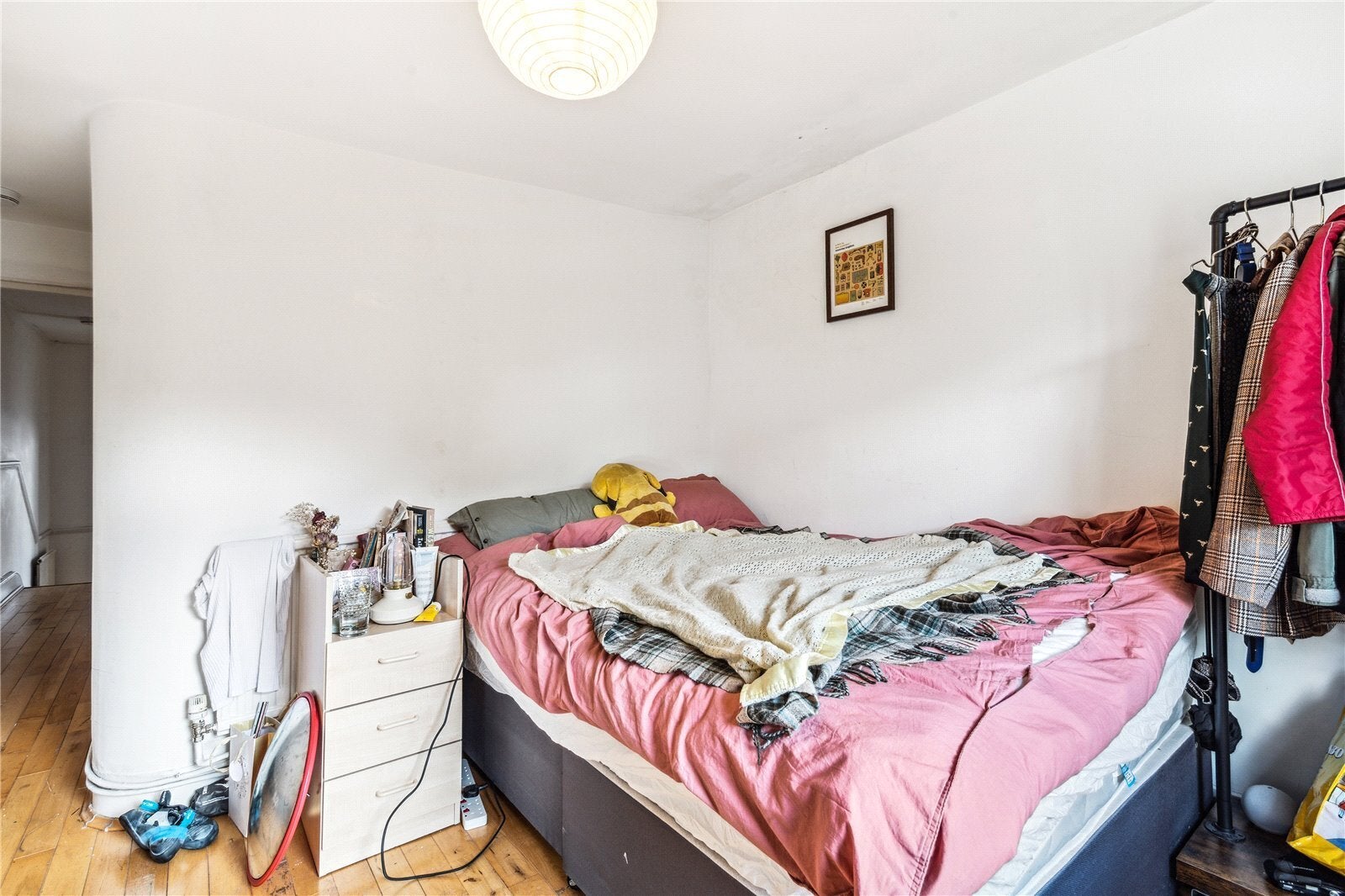 Flat Wightman Road in Greater London