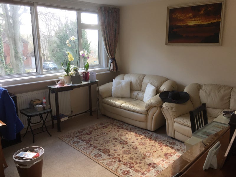 Room Purley Downs Road in Greater London
