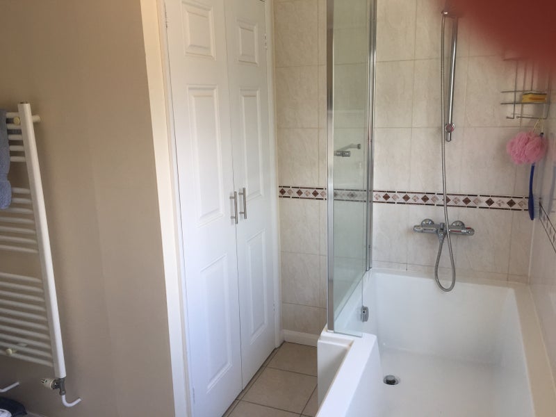 Room Purley Downs Road in Greater London