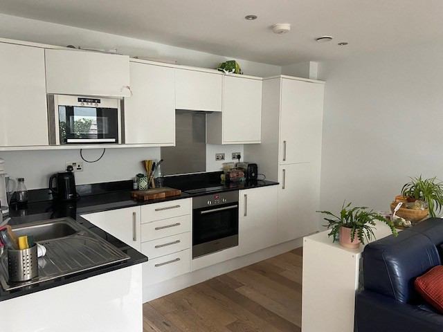Room Eden Grove in Greater London