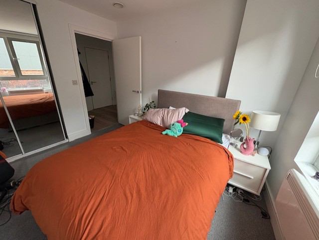 Room Eden Grove in Greater London