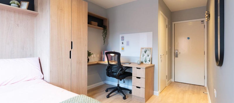 Room Templar Court in Nottingham
