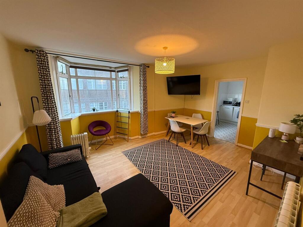 Flat Prince's Place in Brighton and Hove