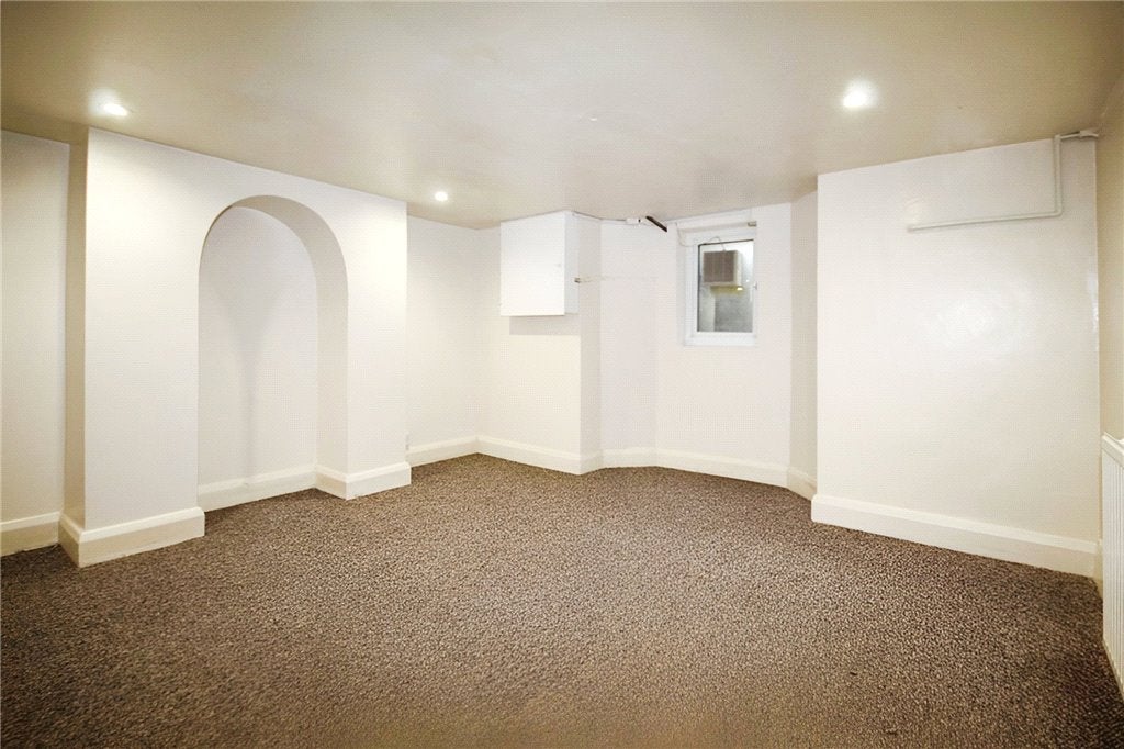Flat Sandfield Terrace in Guildford